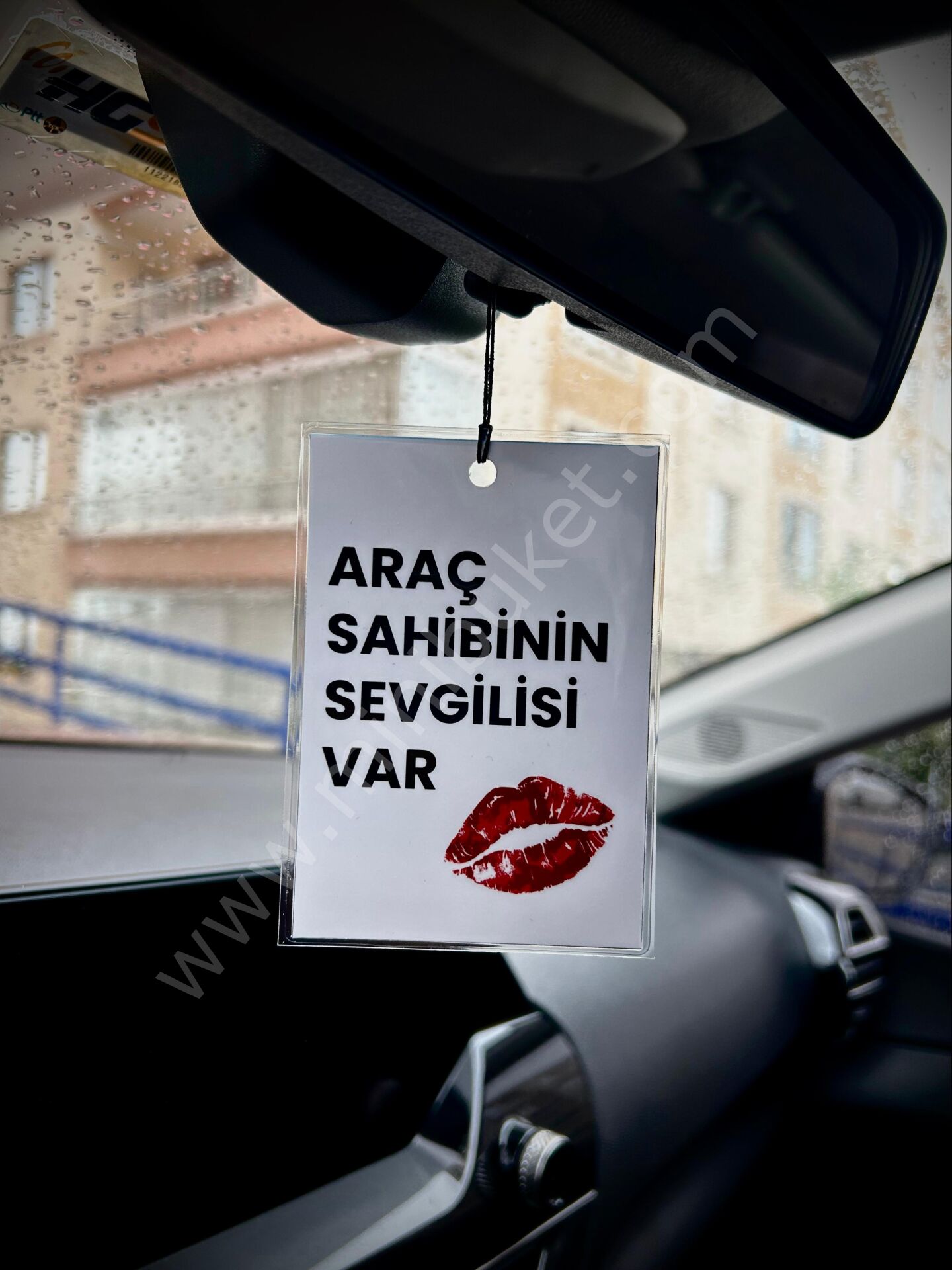 Araç Sahibinin Sevgilisi Var Dikiz Aynası Süsü Kokusuz