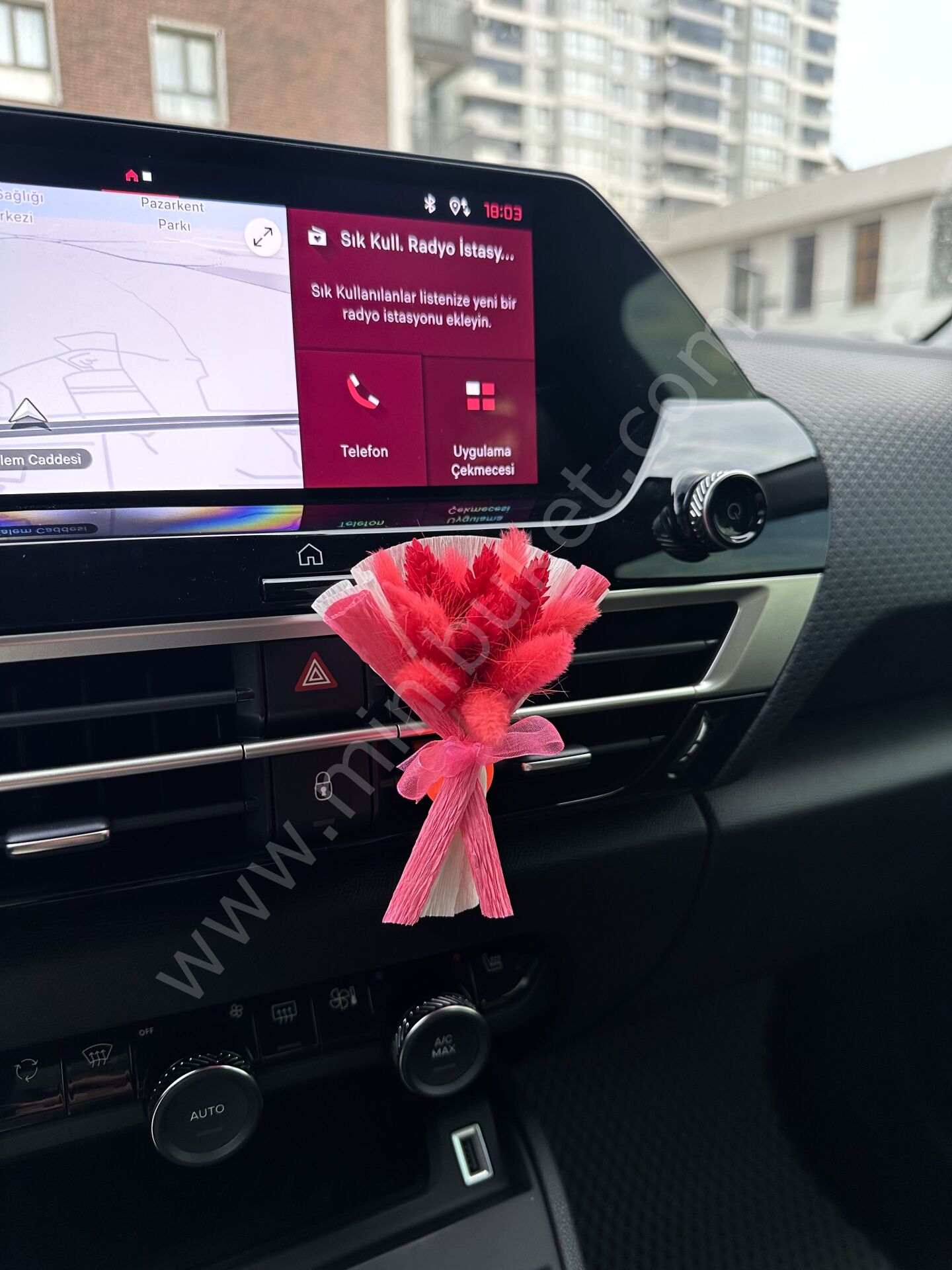 Arabaya Takılan Mini Buket Süsü – Pembe