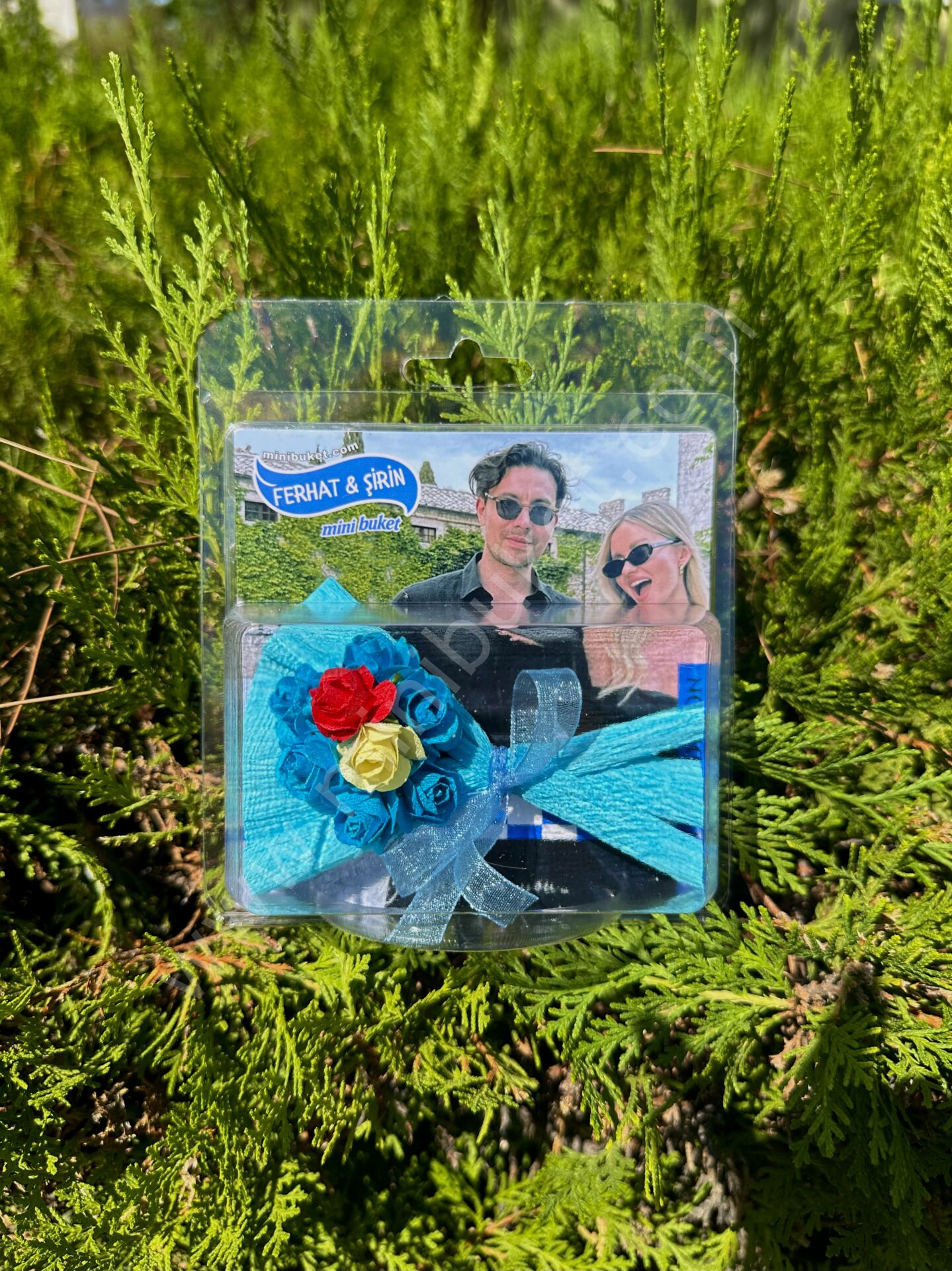 Kişiye Özel Love Flowers Mavi Çiçek Buketi