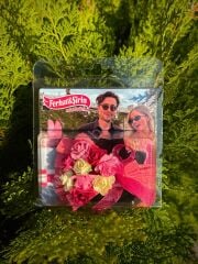 Kişiye Özel Tasarım Fotoğraflı Love Flowers Çiçek Buketi