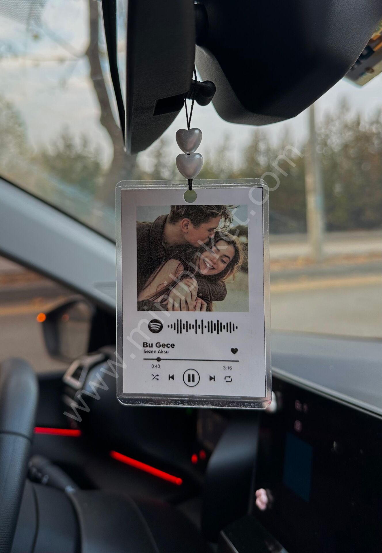 Kişiye Özel Tasarım Fotoğraflı ve Şarkılı Dikiz Aynası Süsü