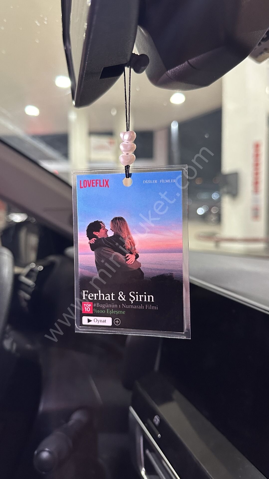 Netflix Temalı Fotoğraflı Araba Süsü Dikiz Aynası Süsü Sevgiliye Hediye
